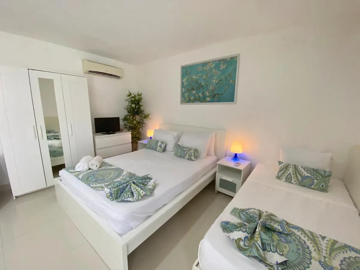 Hotel Sol Caribe Suites - Playa Los Corales - Beach Club, Wifi, Swimming Pool Punta Cana