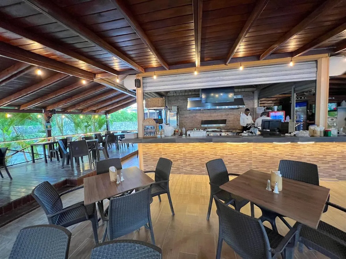 Sol Caribe Suites - Playa Los Corales - Beach Club, Wifi, Swimming Pool Punta Cana Hotel